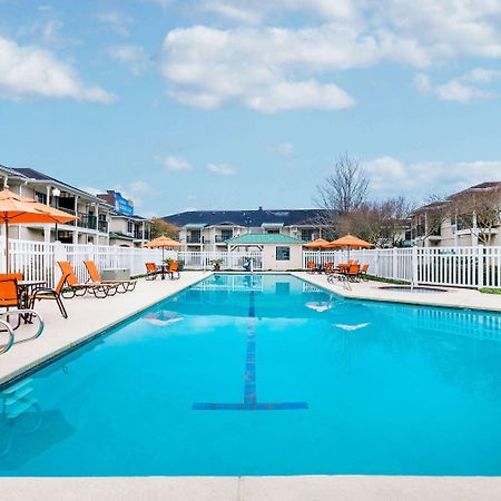 Richmond Inn And Suites Baton Rouge College Drive Exteriör bild